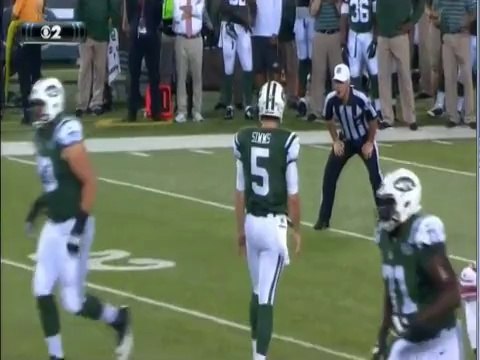 Matt Simms danse la salsa