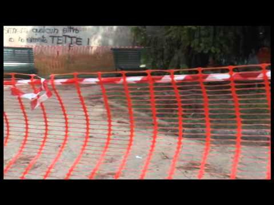 Napoli - Le scale di Troisi tra abbandono e degrado -2- (21.08.14)