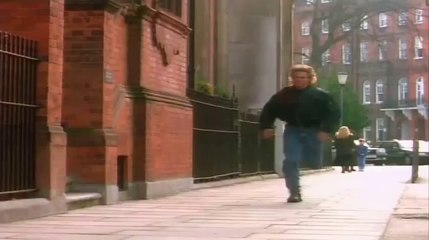 Trailer MacGyver Trail To Doomsday