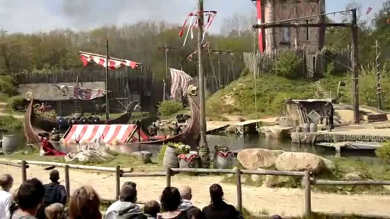 _DSC8819 Puy du Fou, Les Vikings CLIP