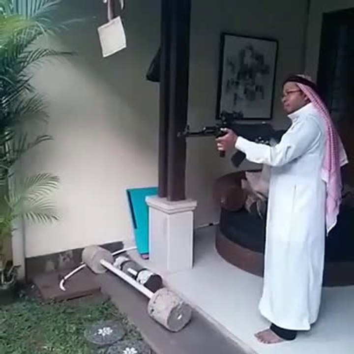 Funny Arab Dance