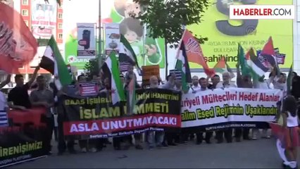 Bursa'da bir grup, Suriyelilere yönelik saldırıları kınadı