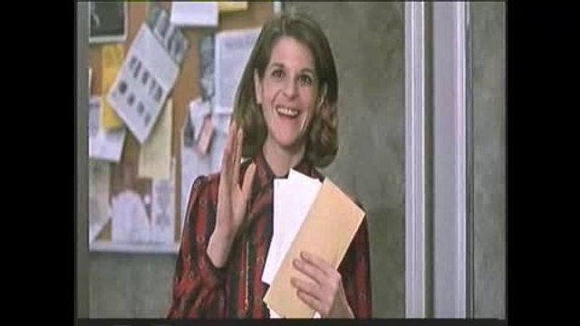 Kelly Le Brock - The Woman in Red - Trailer 1984