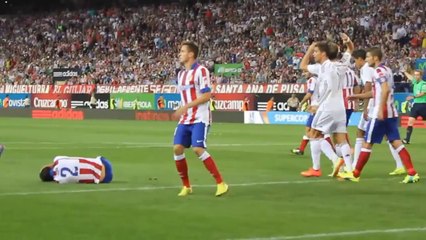 Cristiano Ronaldo agride Godin em final da Supercopa da Espanha