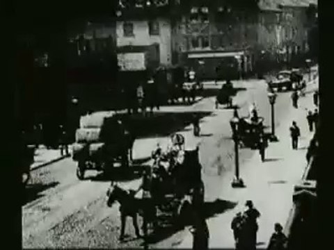 1888 - Traffic Crossing Leeds Bridge