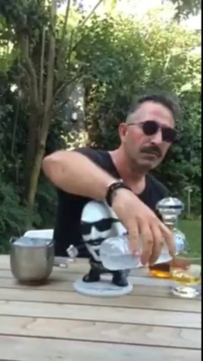 Cem Yılmaz'ın ALS Hastaları İçin Çektiği Video
