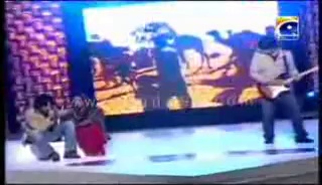 Atif Aslam - Lambi Judai - tribute to Reshma