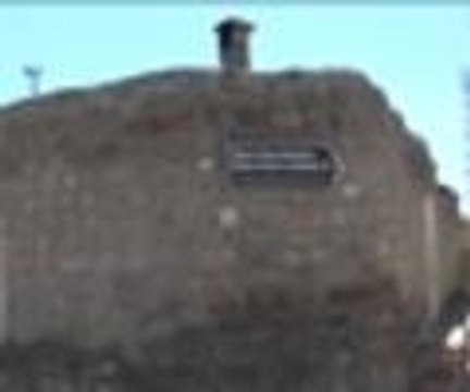 Ahırı temizlerken yeraltı şehri buldu