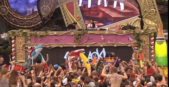 Steve Aoki & Deorro - Be Yourself (Steve Aoki Live At Tomorrowland 2014)