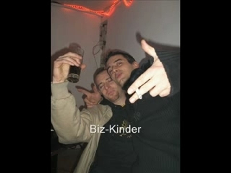 Kamis23