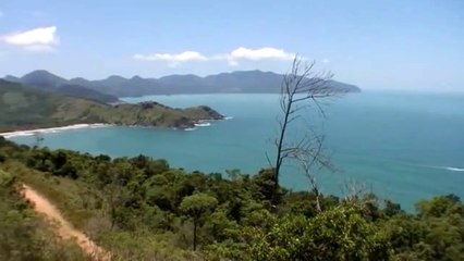 Aquarella em um tour Collorido por Ilhabela