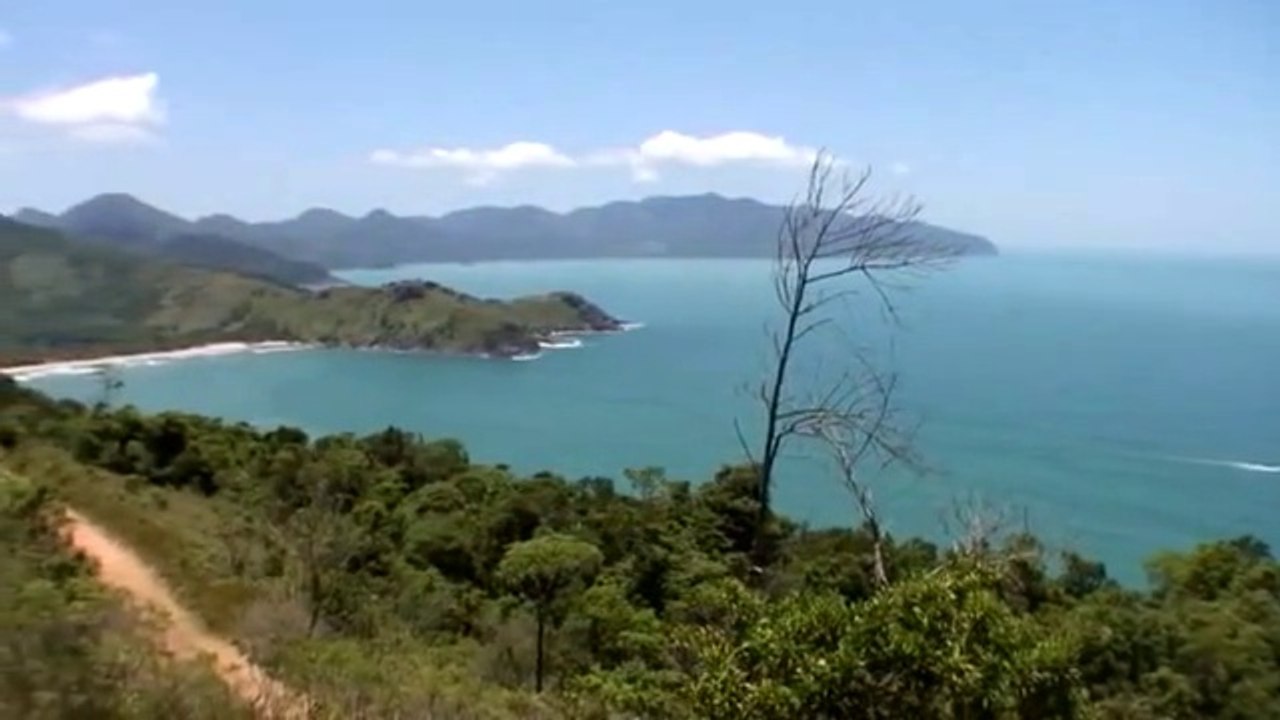 Aquarella em um tour Collorido por Ilhabela