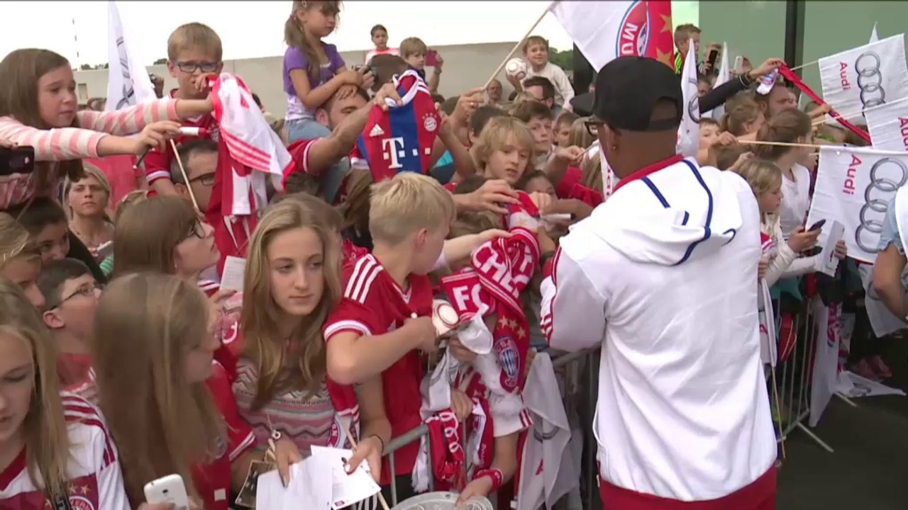 FC Bayern gibt Gas: Neue Autos für Pep und Co.