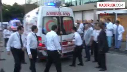 Kars'ta Silahlı Saldırıya Uğrayan Ünlü Kalp Cerrahı Sönmez, Tedavi İçin İstanbul'a Getirildi