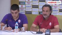 Galatasaray Teknik Direktörü Prandelli ve Fenerbahçe Teknik Direktörü Kartal