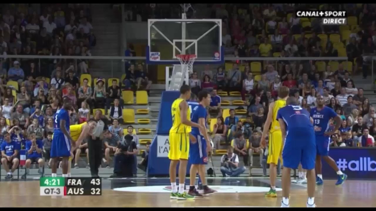 Ian Mahinmi balance encore un énorme air ball sur la ligne des lancers