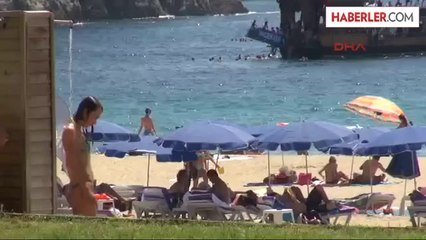 Alanya Sıcaktan Kavruldu, Plajlar Boş Kaldı