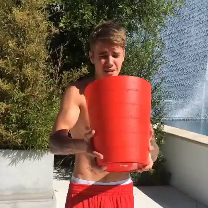 Justin Bieber Second ALS Attempt Ice Bucket Challenge - Justin Bieber Nominates All The Beliebers