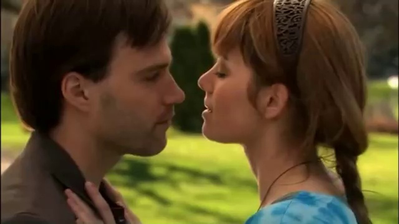 I Me Wed trailer