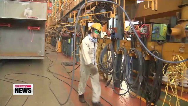 Working hours in Korea 2nd highest among OECD nations