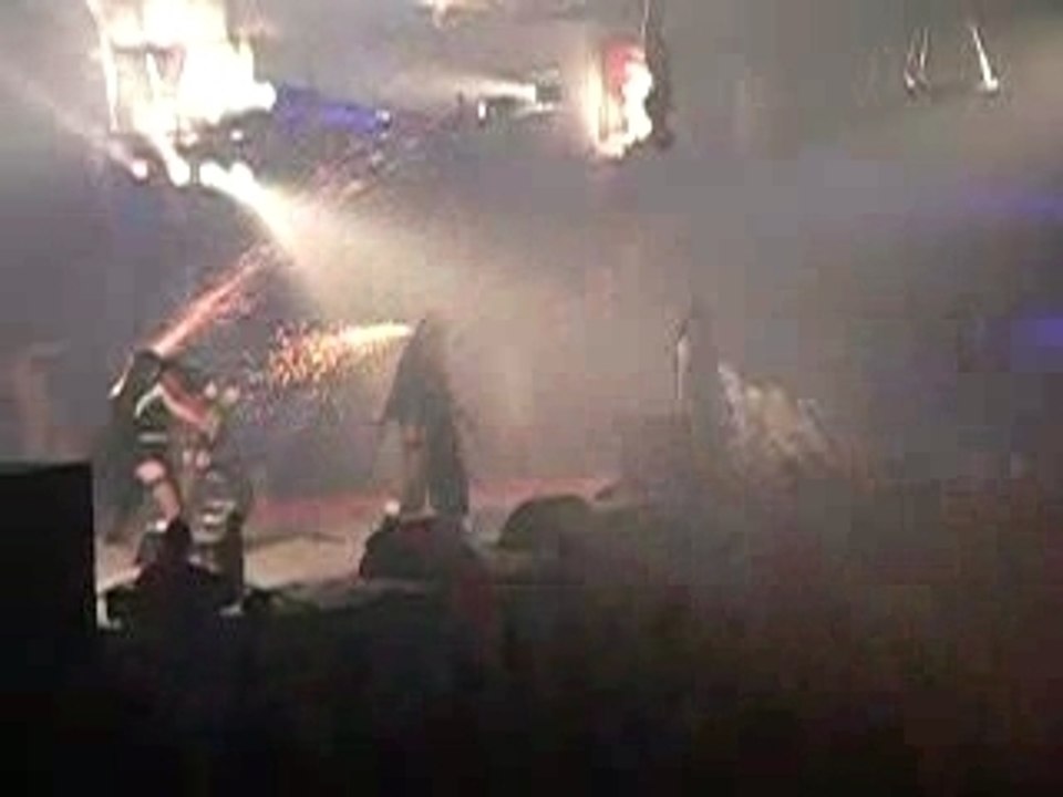 Z11 HeretiK au Zenith (Manu le Malin)