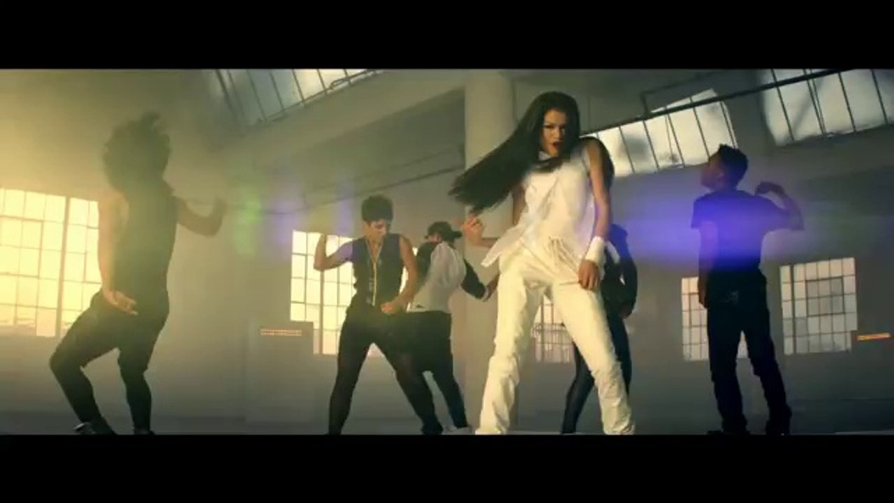 Zendaya - Replay