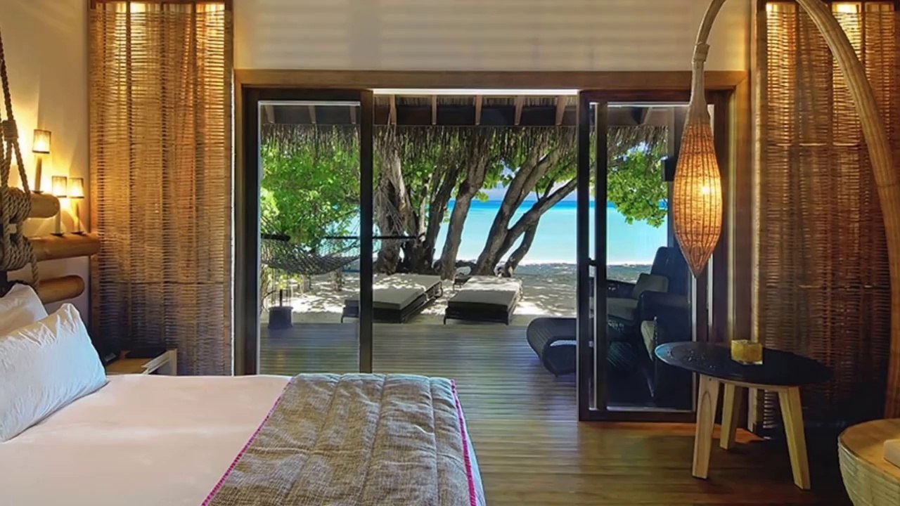 Maldivler Medhufushi Island Resort & Spa