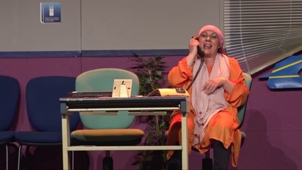 LA BOSS DE L'EMPLOI - EXTRAITS