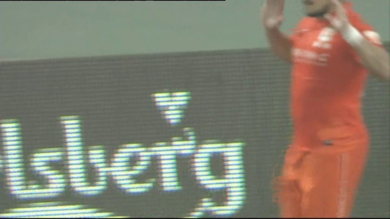 CSL: Ex-Brasilien-Star Vagner Love zaubert