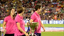 El Femení A ofereix els seus títols al Camp Nou