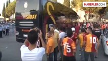 Fenerbahçe ve Galatasaray Taraftarı Stada Alınmaya Başladı