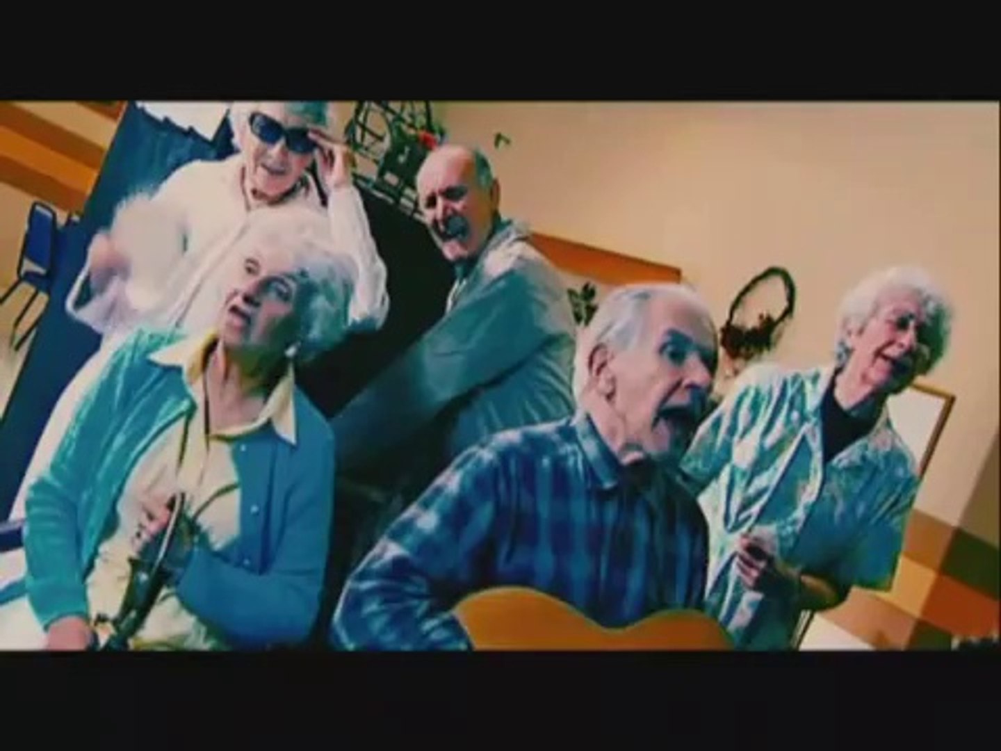 YOUNG@HEART - OFFICIAL TRAILER