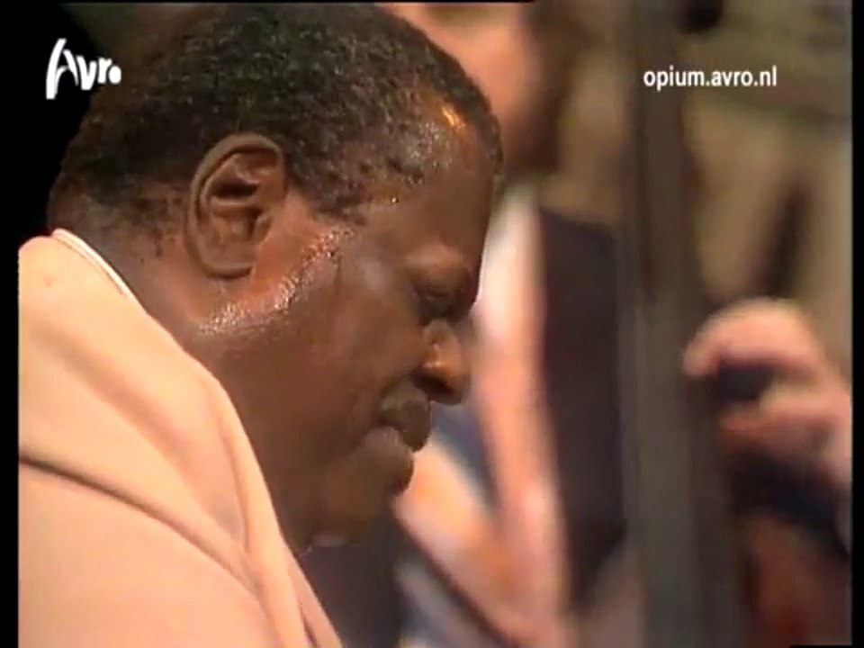 OSCAR PETERSON mit NHØ PEDERSEN in Holland, 1979 (HD)