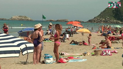 Zarautz: Playa de Zarautz  Agosto 2014 - Euskadi Surf TV