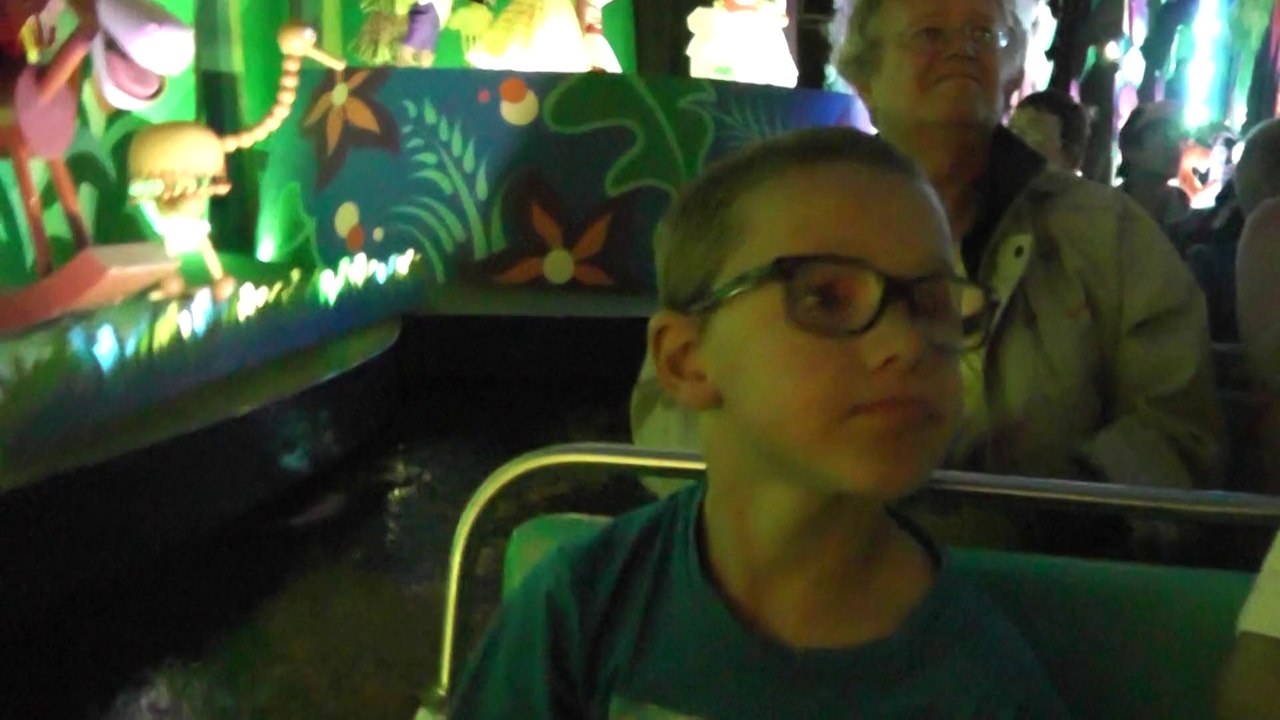 Lucas s'en met plein les yeux