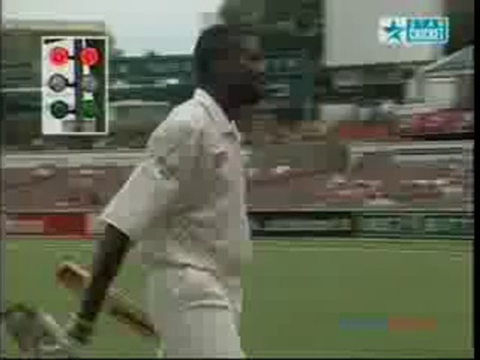 Ian Healy great work !! - Unusual Dismissal - Australia v West Indies 5th test at Perth 199697