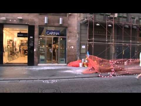 Napoli - Messa in sicurezza del palazzo in Via Roma -live- (25.08.14)