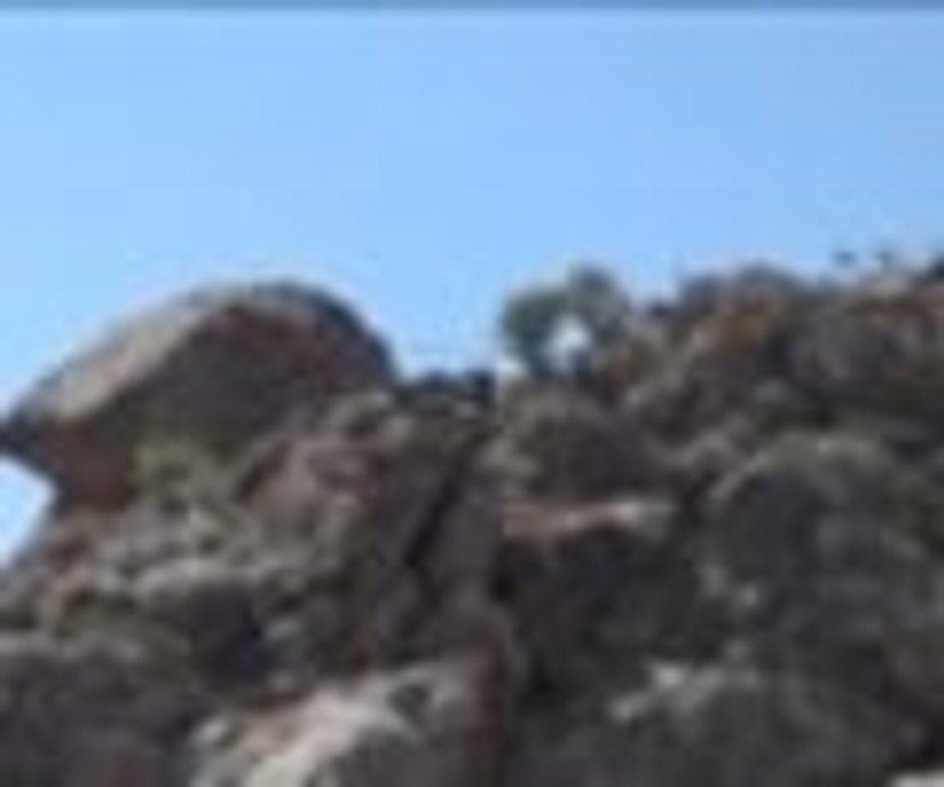 "Zincirli kaya" şaşırtıyor