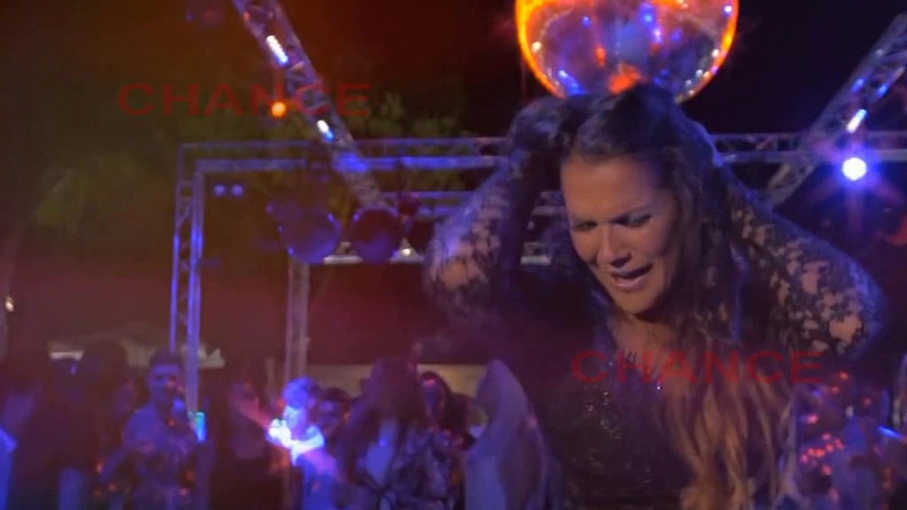 Katia Aveiro, "latina de cuerpo y alma" con Abraham