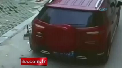 Üzerinden araba geçti burnu bile kanamadı