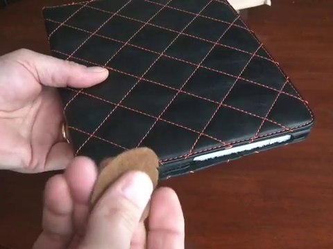 Bear Motion Luxury 100 Percent Full Grain Genuine Top Layer Buffalo Hide Vintage Leather Case