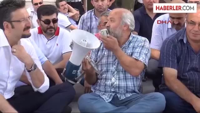 Kayseri'de Eğitimcilerden, Valilik Önünde Atama Eylemi