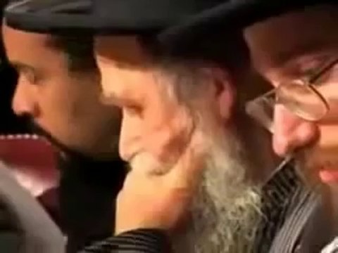 Algerie 2013_ Dieudonné reçoit des Rabbins juifs croyants_ Neturei Karta contre sionisme sioniste
