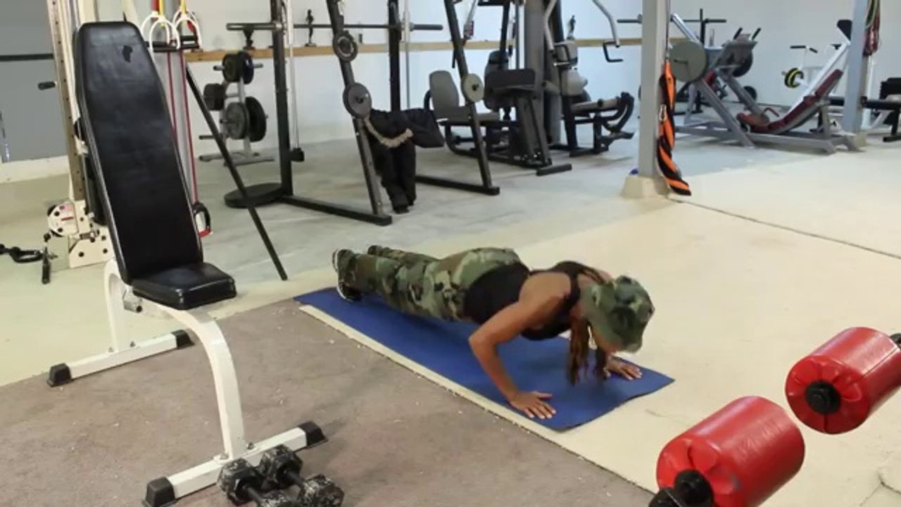 Exercise to Build Your Muscles Up for Women After Thirty _ Weightlifting & Fitness Tips