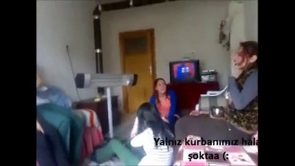 Kızlardan Komik Çaydanlık Şakası