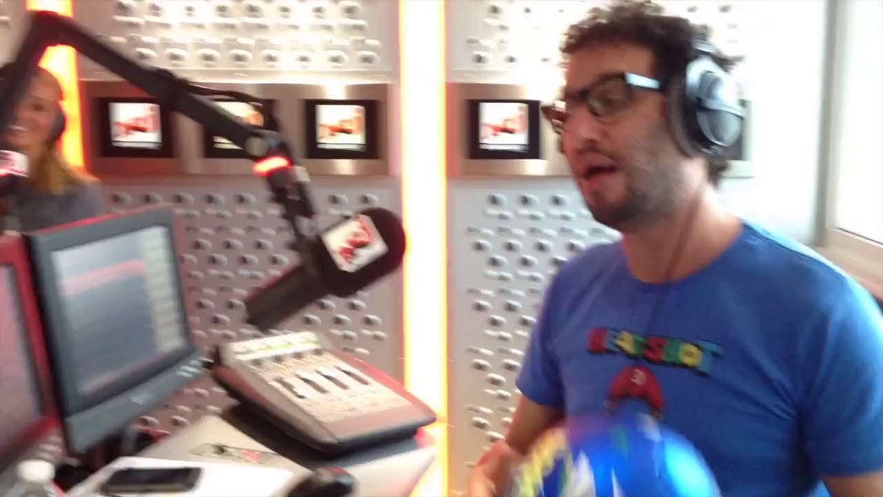 Oriane a peur des ballons !