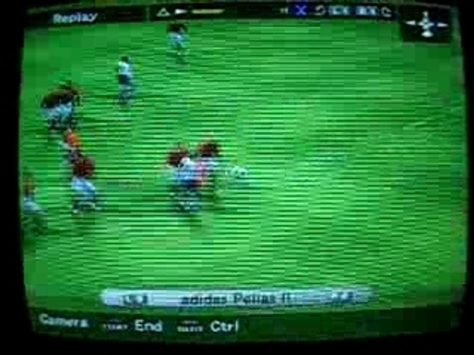 cf indirect rooney lucarne opposée