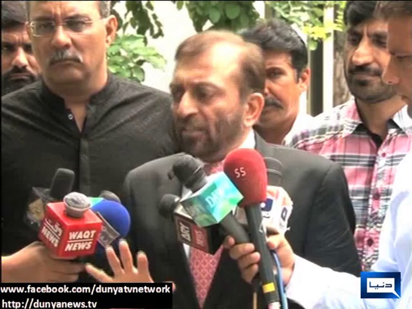 Dunya News-MQM helping to resolve political deadlock:  Farooq Sattar