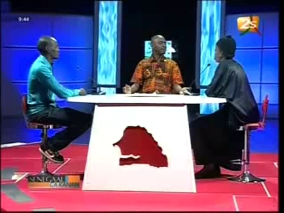 Vidéo Ce garçon ce présente devant Tounkara comme étant un chef religieux Regardez[1]