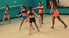 young girls dance classes